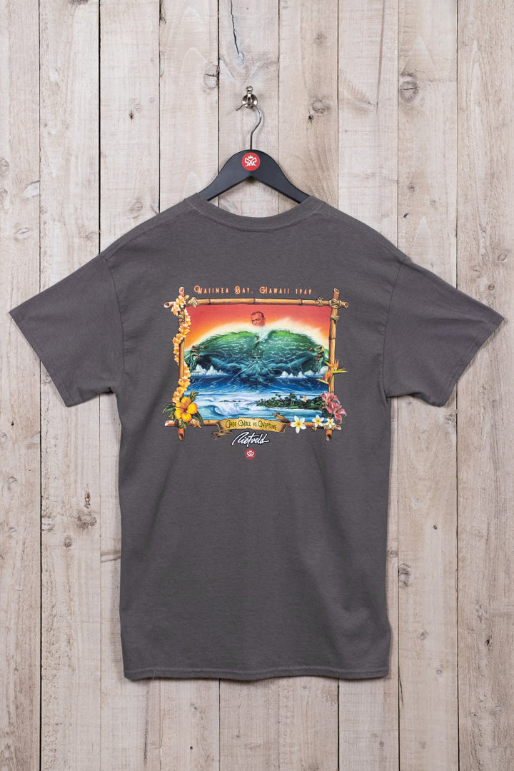 The iconic Noll v's Neptune graphic on charcoal grey mens t-shirt by Rick Rietveld. Californian Surf Art.